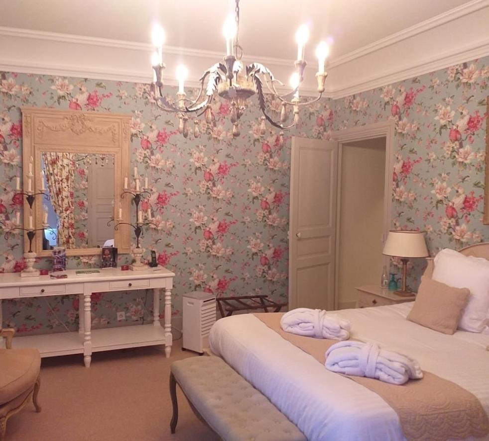 Le Chateau Des Reves De La Ferte Fresnel Room photo